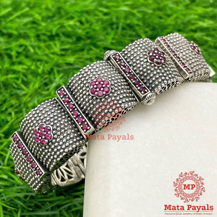 Unique Flexible Silver Kada