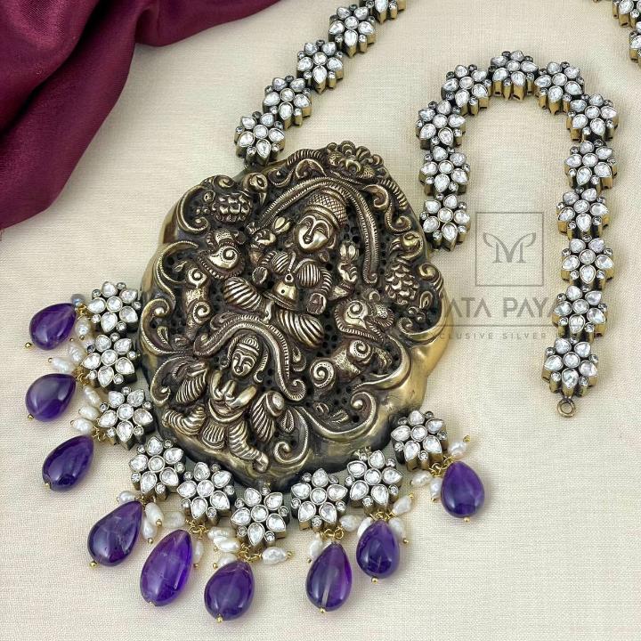 Vintage Limited Collection Victorian Necklace